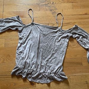 American Eagle off the shoulder long sleeve tank
